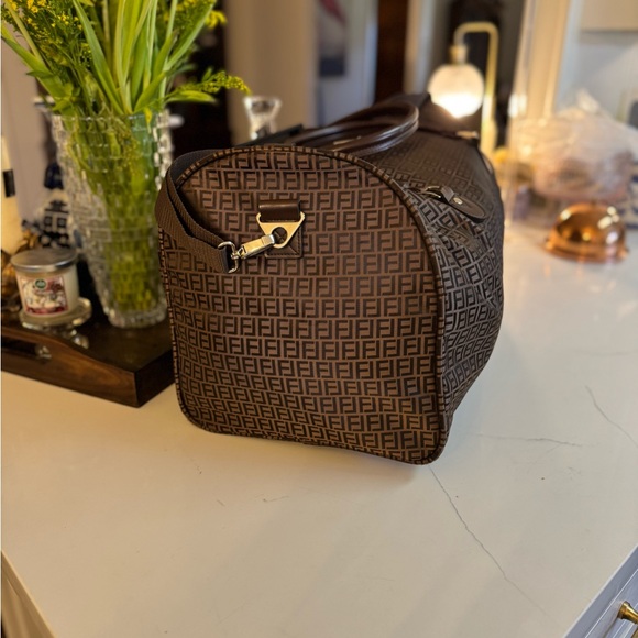 🤎 LUX DESIGN MONOGRAM BROWN CANVAS DUFFEL BAG! - Picture 4 of 10